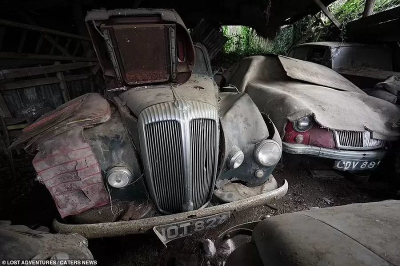 Эпическая находка: в сарае стоят десятки классических британских автомобилей