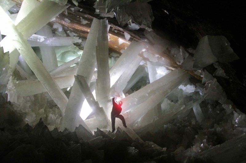 25 самых удивительных пещер и подземных сооружений в мире