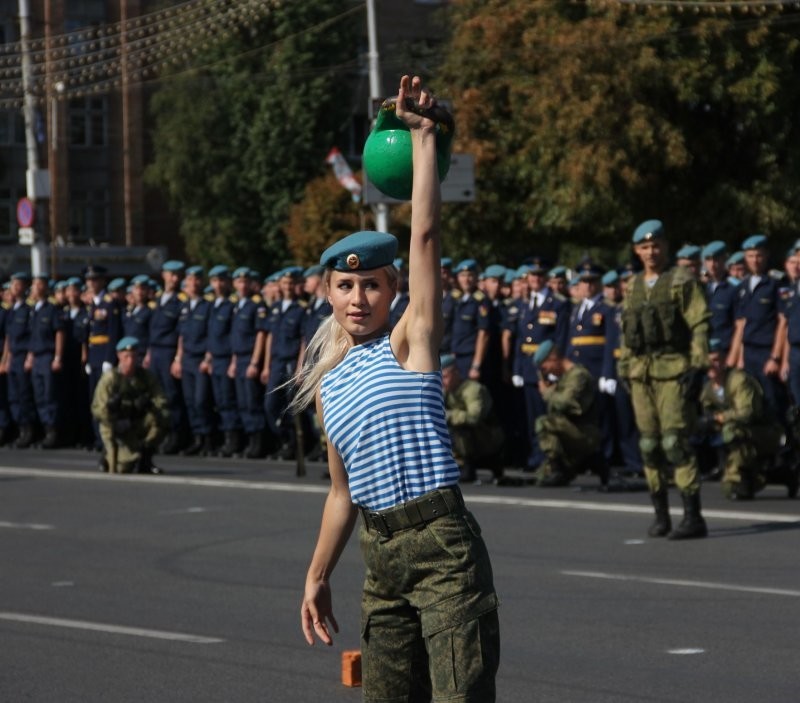 Фото девушек вдв