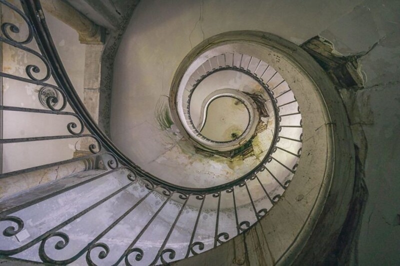 Замковая лестница, Франция