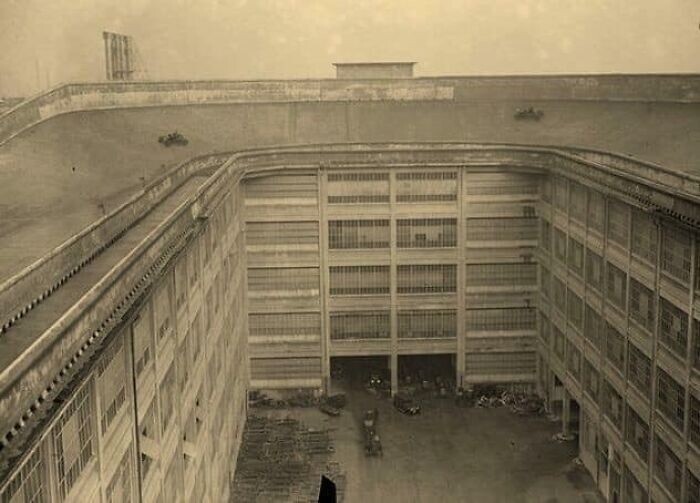 В 1929 году на крыше завода Fiat был испытательный трек.