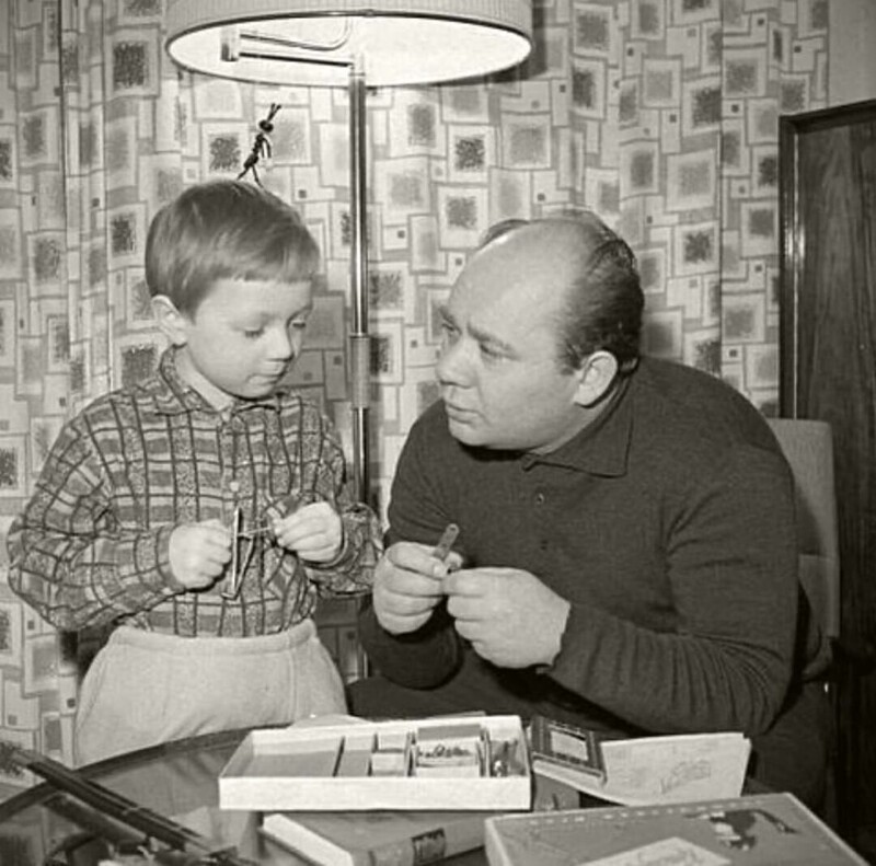 Евгений Леонов с сыном Андреем.