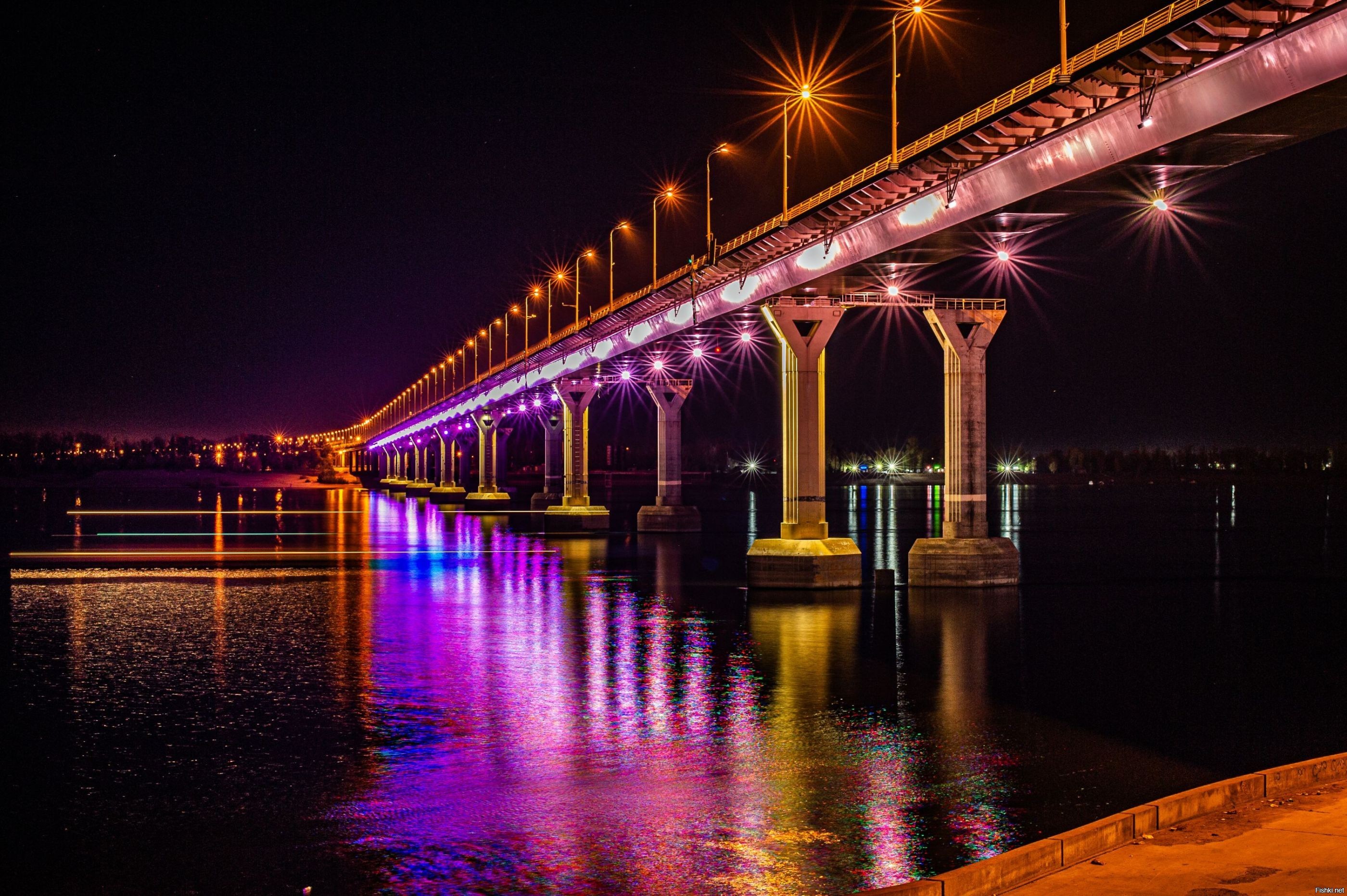 Ночной мост волгоград