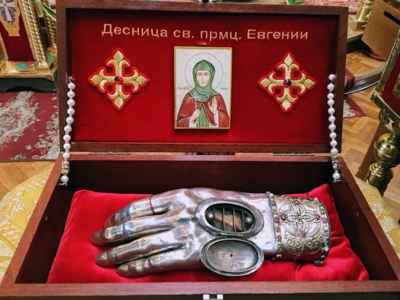 Артемий Лебедев назвал «долбо***ми» следователей СК, проверяющих его пост о святых мощах