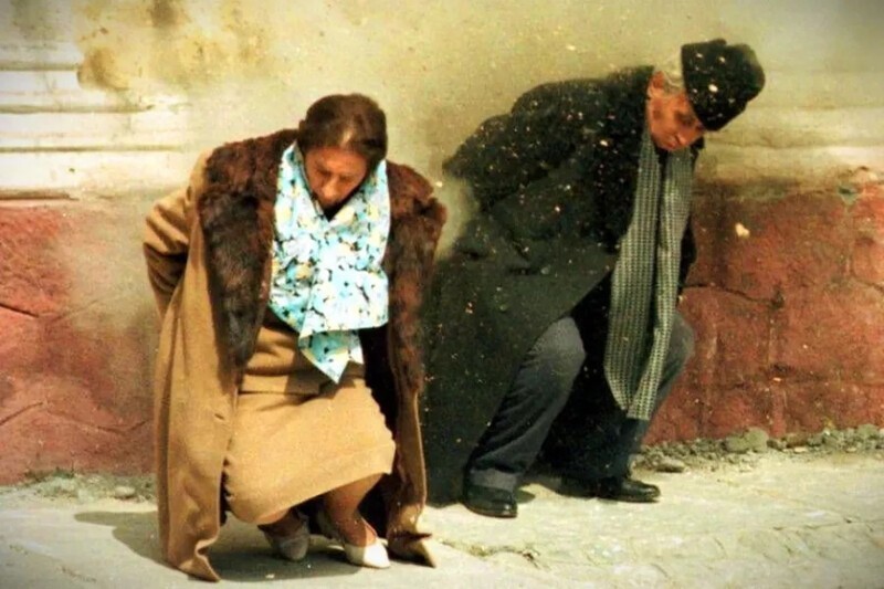 Расстреляны президент Румынии Николае Чаушеску и его супруга.