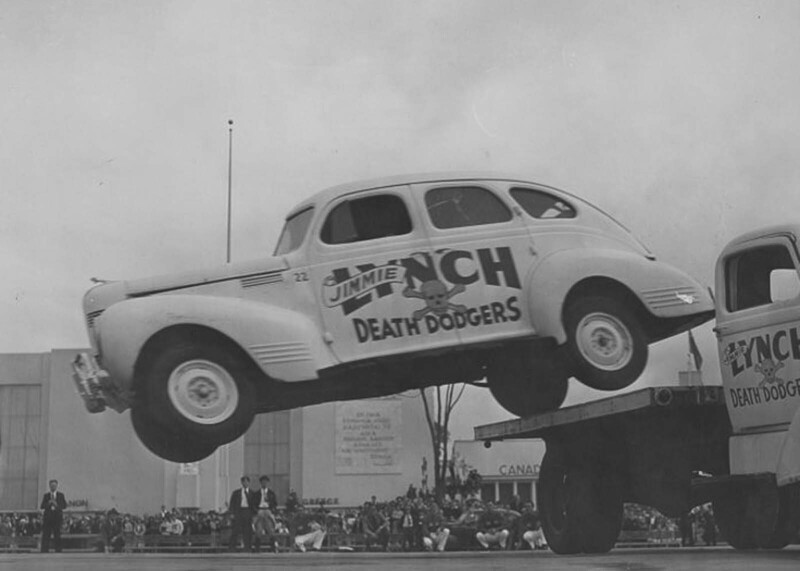 Каскадеры-шоумены и их летающие машины, фотографии 1930-1940 годов