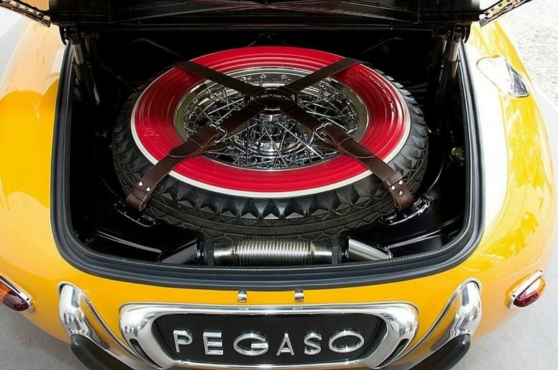 Забытый испанский суперкар Pegaso