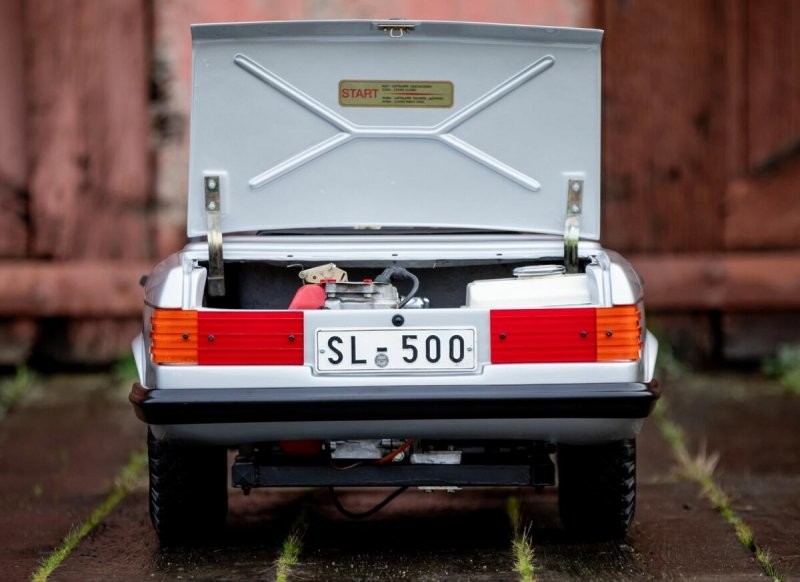 Mercedes 500SL Mini от Lorinser — коллекционный детский автомобиль из 80-х