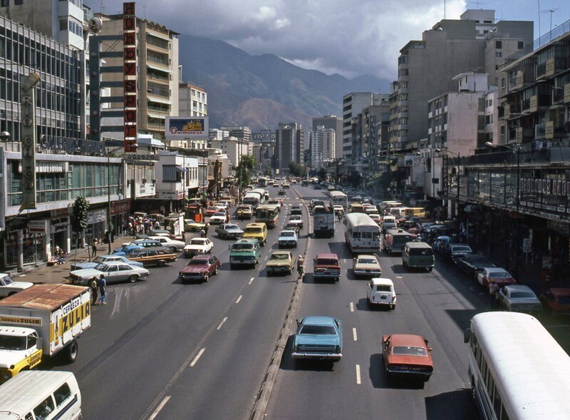 Купавшийся в нефтедолларах Каракас стал одним из самых автомобильных городов мира, 1981: