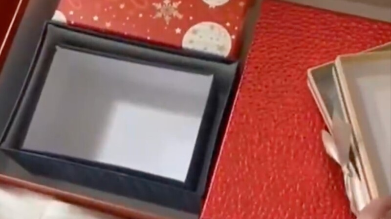 Немодно и ни разу некрасиво: "Модный приговор" подарил онкобольным детям пустые коробки на Новый год