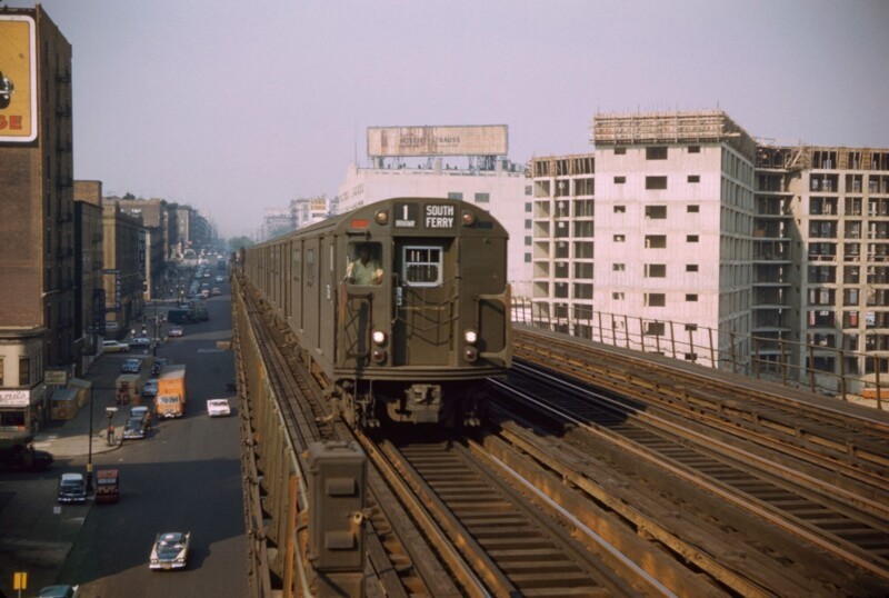 Нью-Йорк, старинное эстакадное метро в районе Гарлем, 1961: