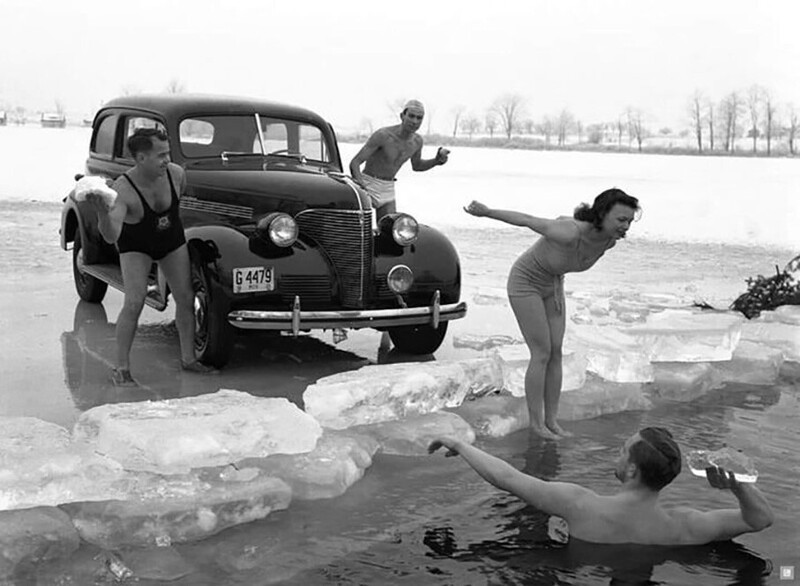 Моржовые забавы. Мичиган, США, 1940-е