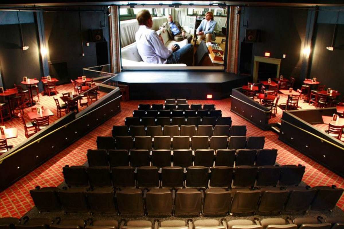 Кинотеатр Bijou, Бриджпорт, США.