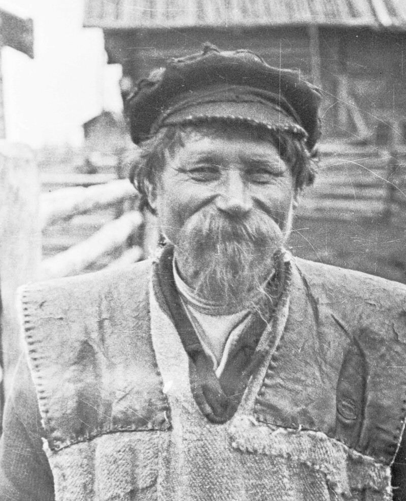 Фотографии, сделанные писателем Пришвиным в 30-х годах, во время его путешествия по Русскому Северу