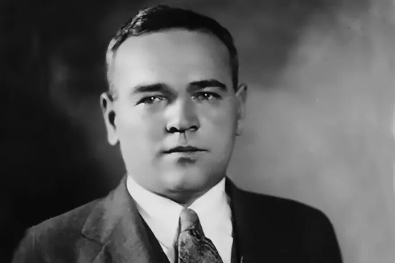 Знаменитый конструктор Владимир Петляков погиб в авиакатастрофе.