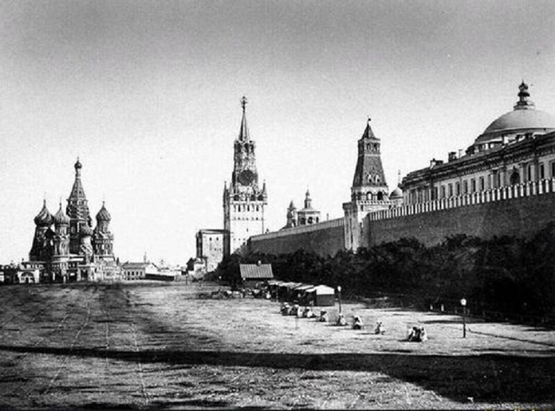  Самая старая фотография Красной площади. Сделана в 1856 году