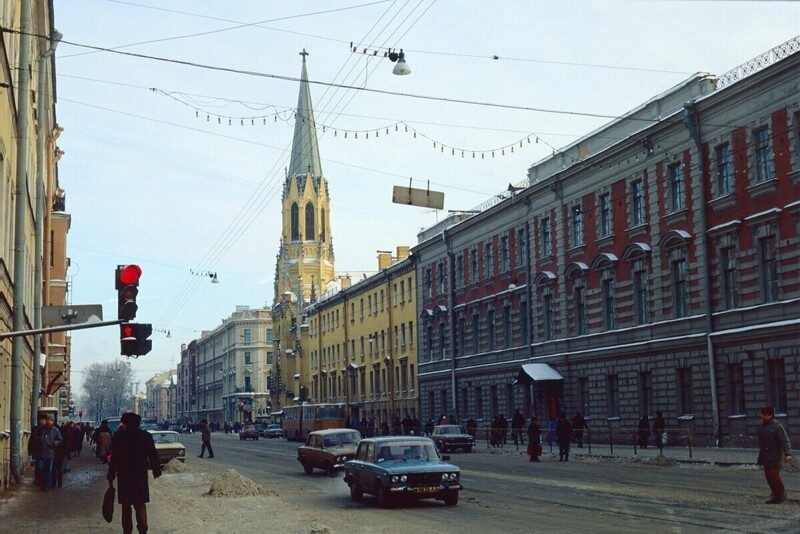 Какими были Ленинград и Санкт-Петербург в 1991 году?
