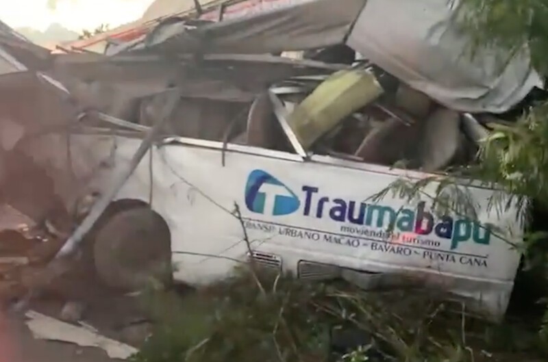 В Доминикане автобус с российскими туристами попал в аварию