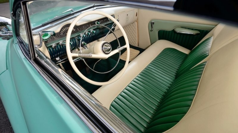 Один из самых известных кастомных автомобилей всех времен Hirohata Mercury стоимостью 150 миллионов рублей