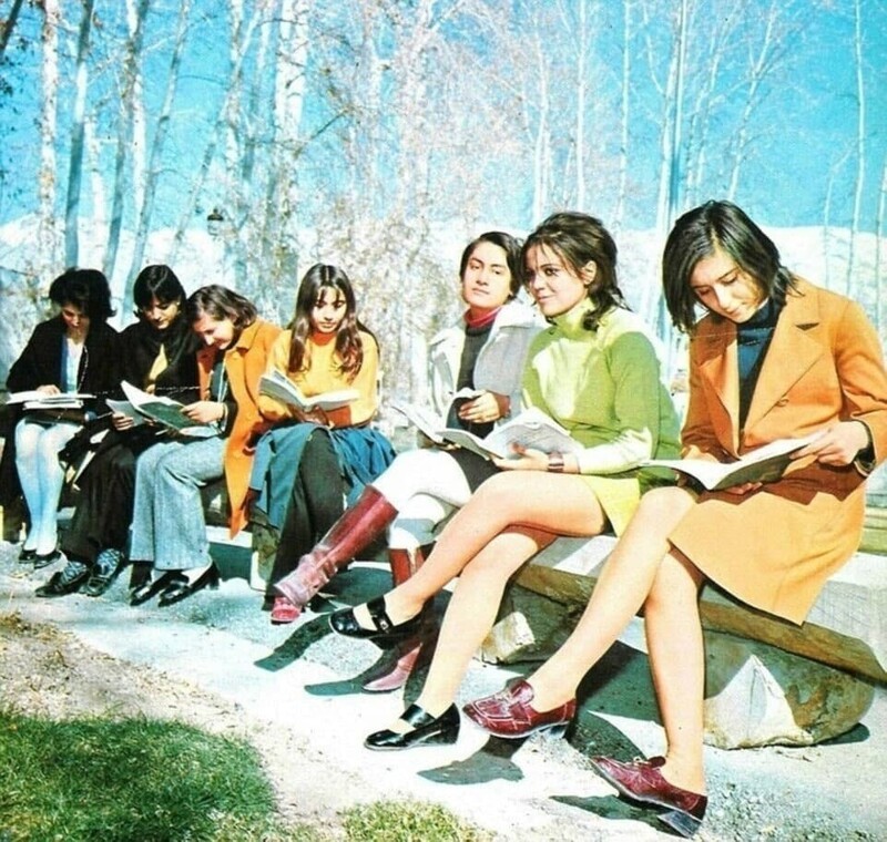 Студентки Тегеранского университета. Иран. 1971 год