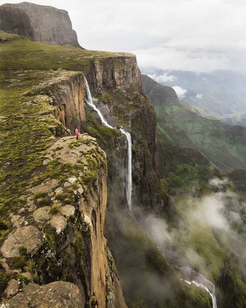 21. "Мы поднялись на второй по высоте водопад в мире - Тугела (ЮАР)"