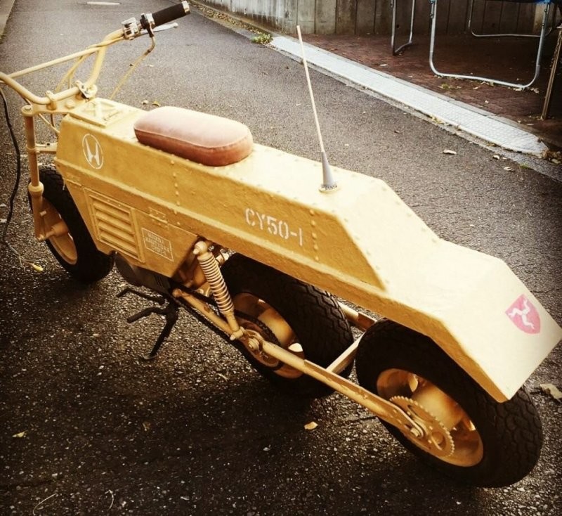 Уникальный трёхколёсный мокик-самоделка от мотолюбителя из Японии