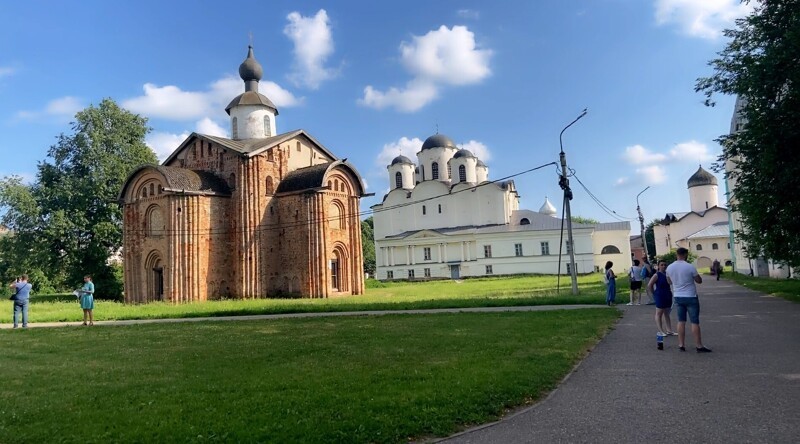 Церкви Ярославова Дворища