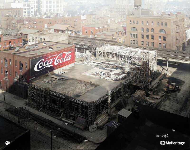 Реклама Кока Колы на здании  1916 год