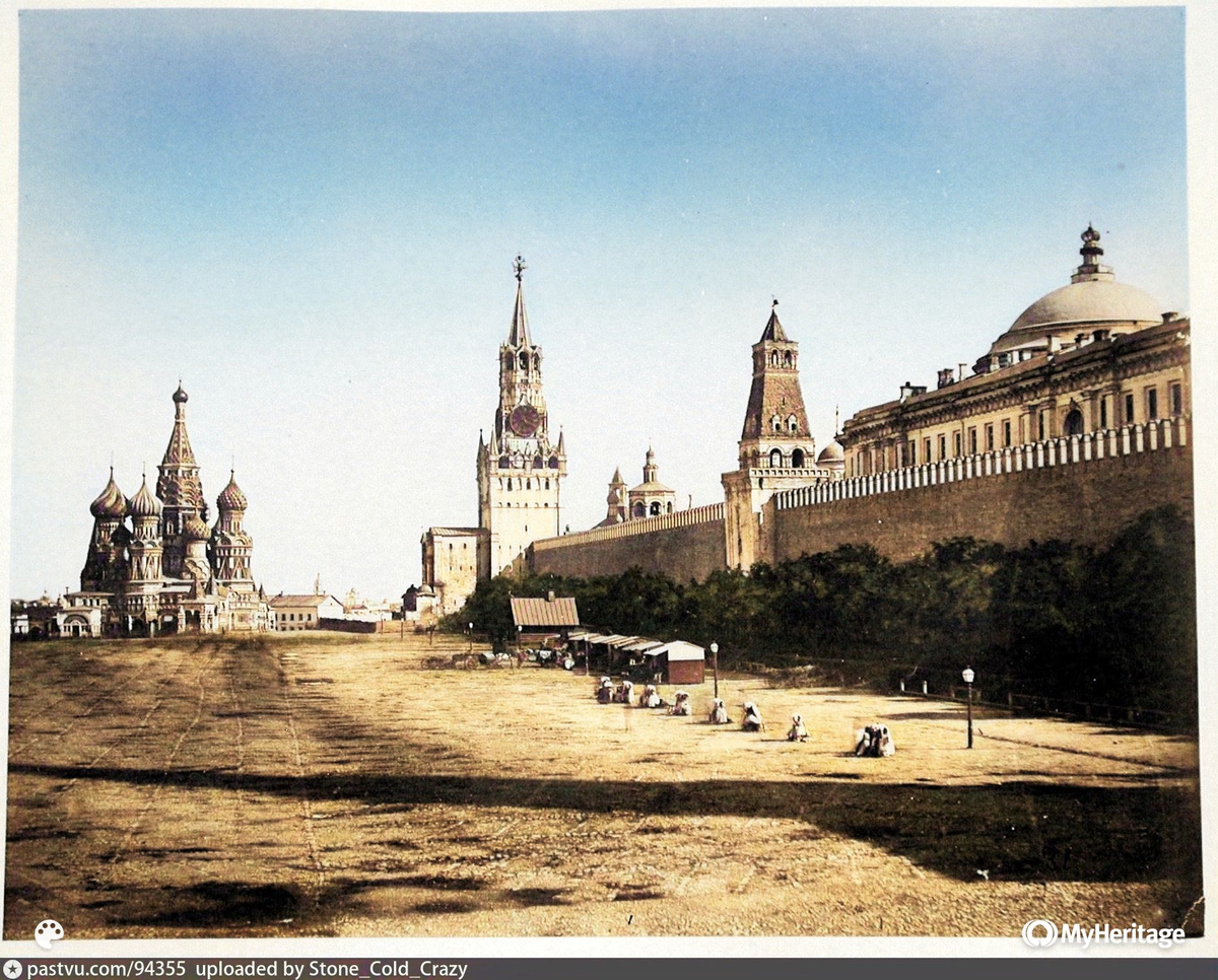 В 1860 х гг. Красная площадь Москва 1856 год. Москва в 1860-е. Самая Старая фотография красной площади». Москва, 1856 г.. Красная площадь 1860.