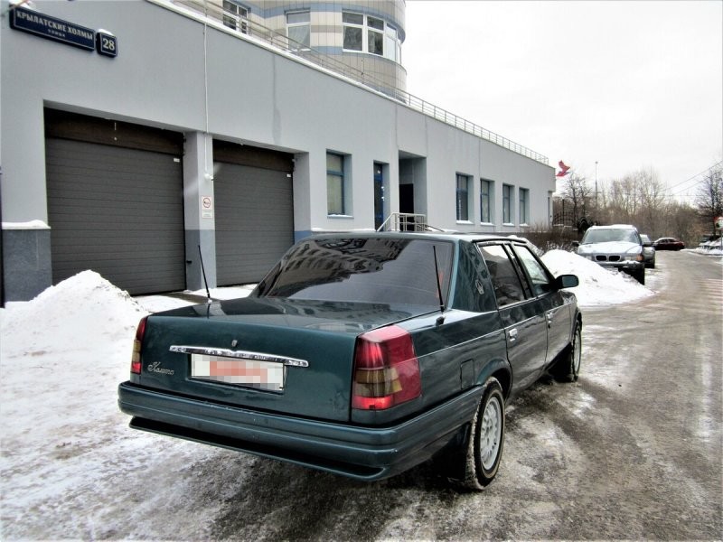 23-летний редчайший лимузин «Москвич» продают в Москве за кругленькую сумму
