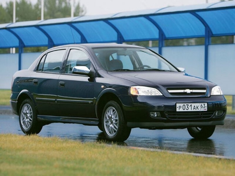 «Тихий» провал Chevrolet Viva: почему хороший российский автомобиль превратился в аутсайдера