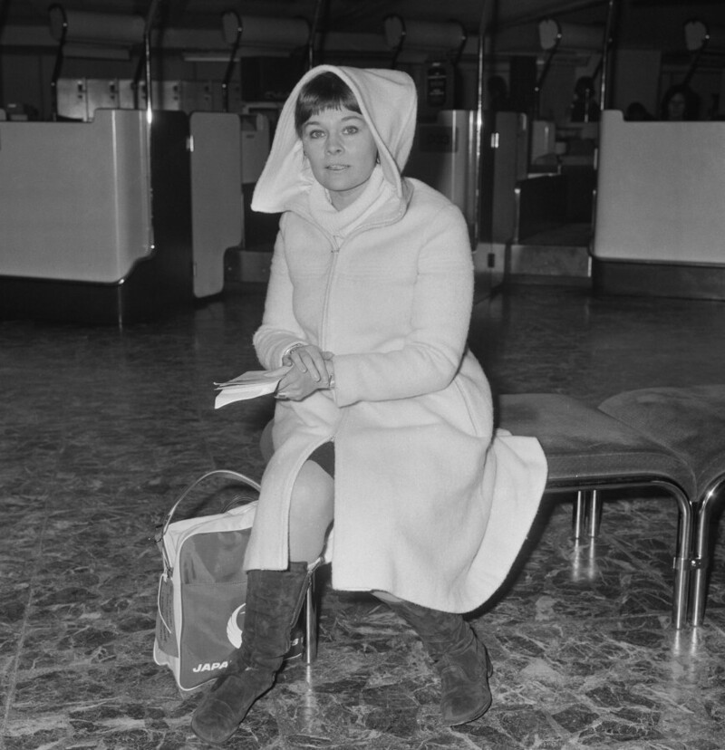 1 февраля 1972 года. Британская актриса Джуди Денч в аэропорту Хитроу.