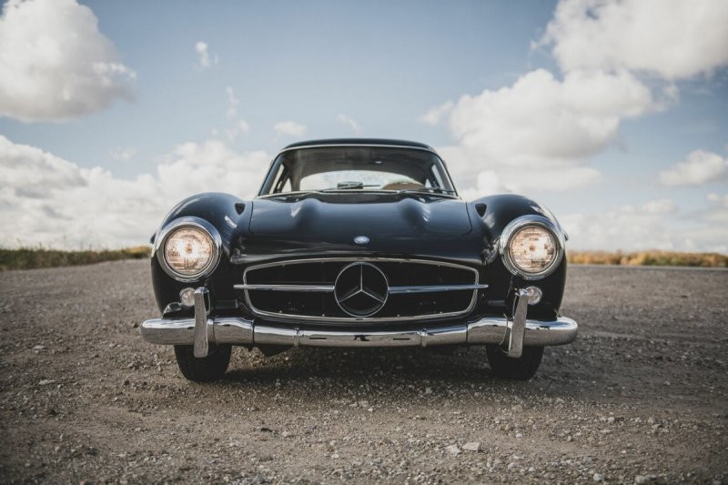Ультраредкий Mercedes-Benz Gullwing 1955 года продан с аукциона почти за 7 миллионов долларов