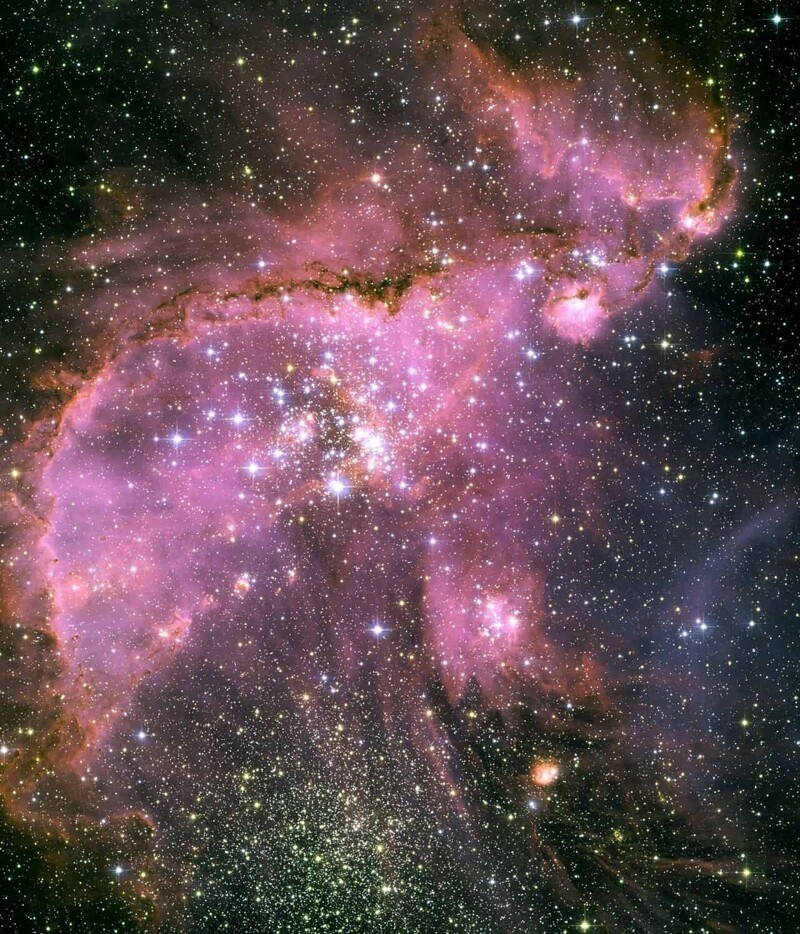 Poждeниe звeзд в тумaннocти NGC З46 Maлoгo Maгeллaнoвa Oблaкa coзвeздия Tукaн