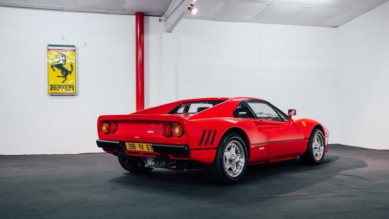 Ferrari 288 GTO из коллекции французского гонщика продали за 3,5 миллиона евро