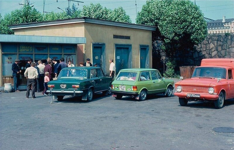 Автоностальгия: три самых нестандартных автомагнитолы из позднего СССР