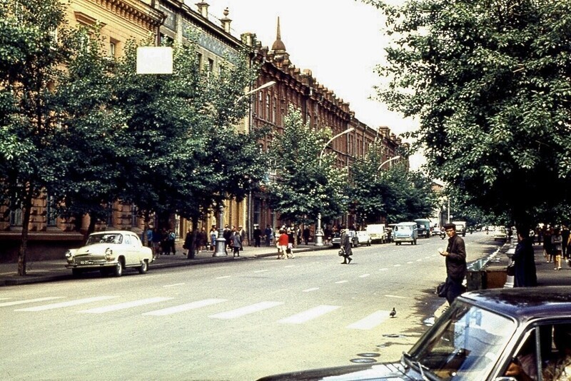 Центр города. Улица Карла Маркса, Иркутск.