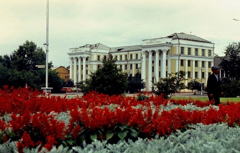 Институт иностранных языков, Иркутск.