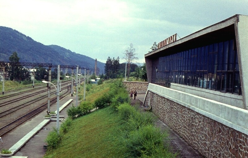 Железнодорожный вокзал Дивногорска.