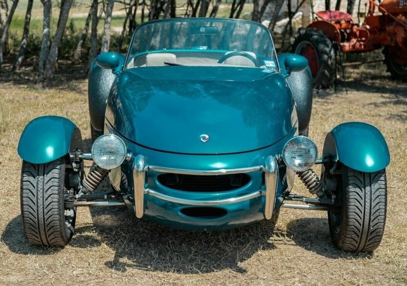 Panoz Roadster — то, что получается, когда "Мустанг" превращается в спортивный автомобиль