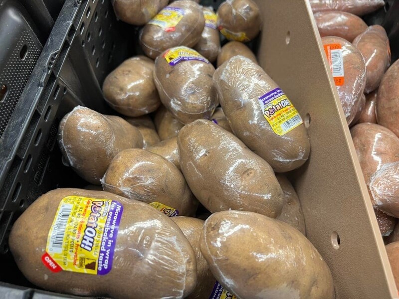 Как бы удивились наши прабабушки, увидев картошку в пластике.