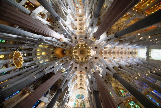 Как выглядит интерьер самых известных зданий мира