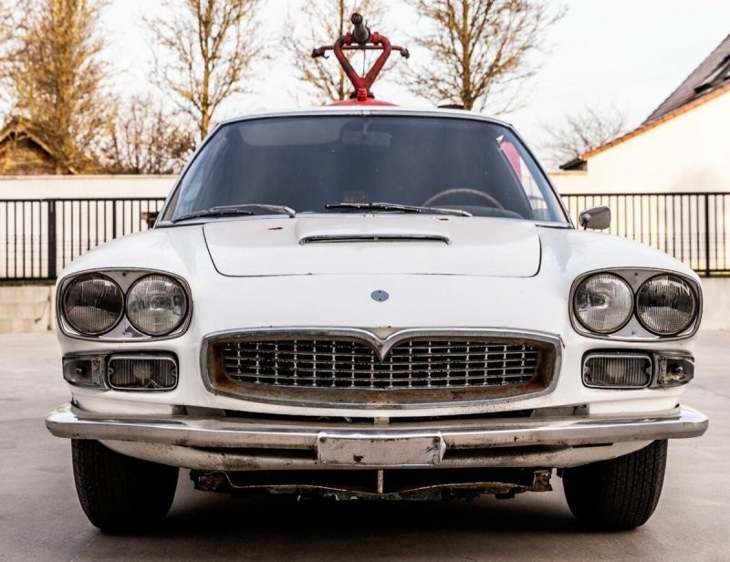 Maserati Quattroporte: противопожарный пикап, который работал на гоночном треке