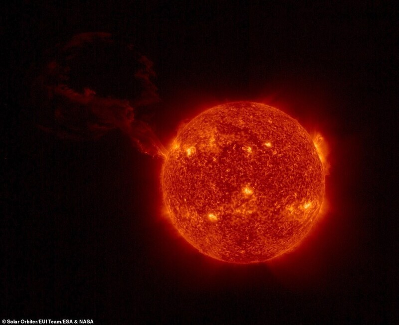 Космический аппарат Solar Orbiter запечатлел грандиозное извержение на Солнце