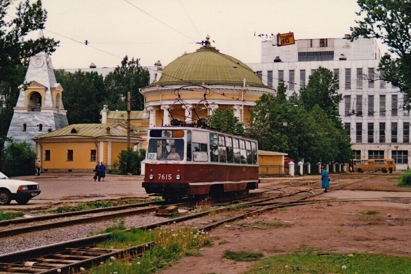 Каким был Санкт-Петербург в 1996 году? (20 фотографий, которые уже стали историей)