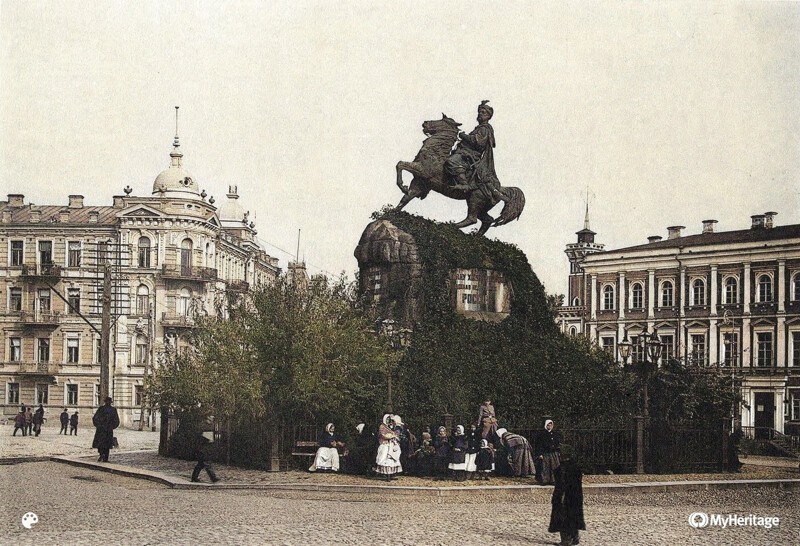 Памятник Богдану Хмельницкому.  1907 год.