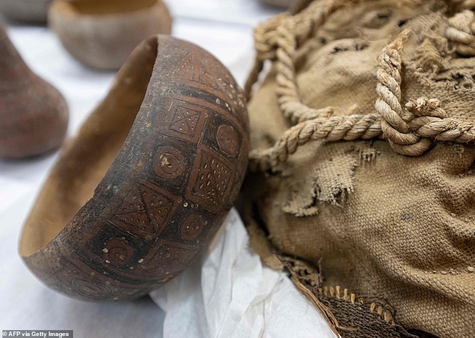 В Перу обнаружили шесть мумий детей, принесенных в жертву 1200 лет назад