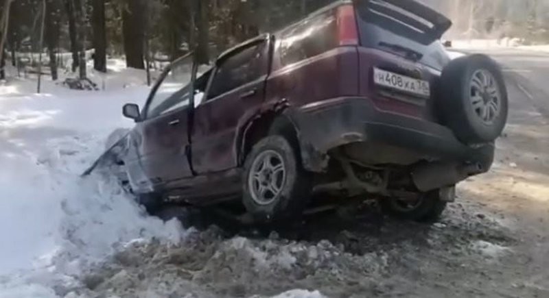 Авария дня. Двое детей и двое взрослых пострадали в ДТП под Иркутском