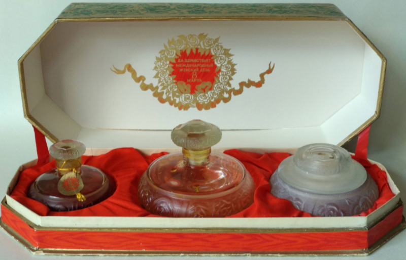 Ароматы праздничной весны: какие духи советские парфюмеры посвятили 8 Марта?