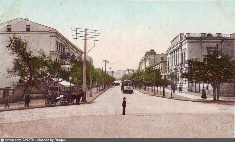Екатерининская улица (Ленина). Фото раскрашено до революции  1903 год.